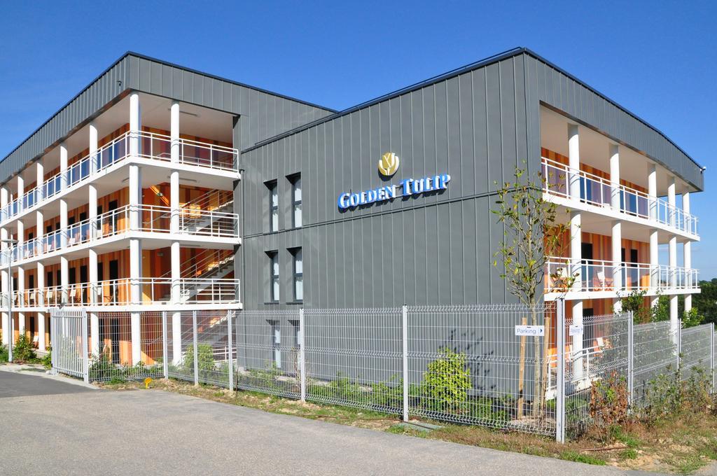 Golden Tulip Pornic Suites Buitenkant foto