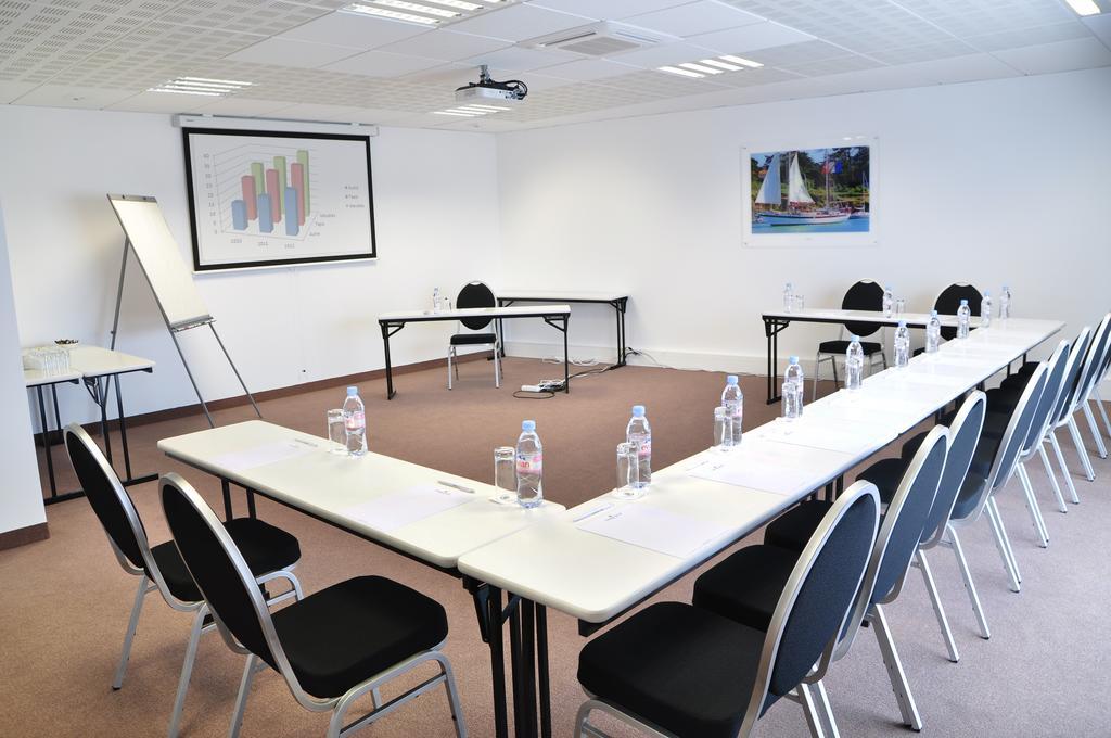 Golden Tulip Pornic Suites Buitenkant foto