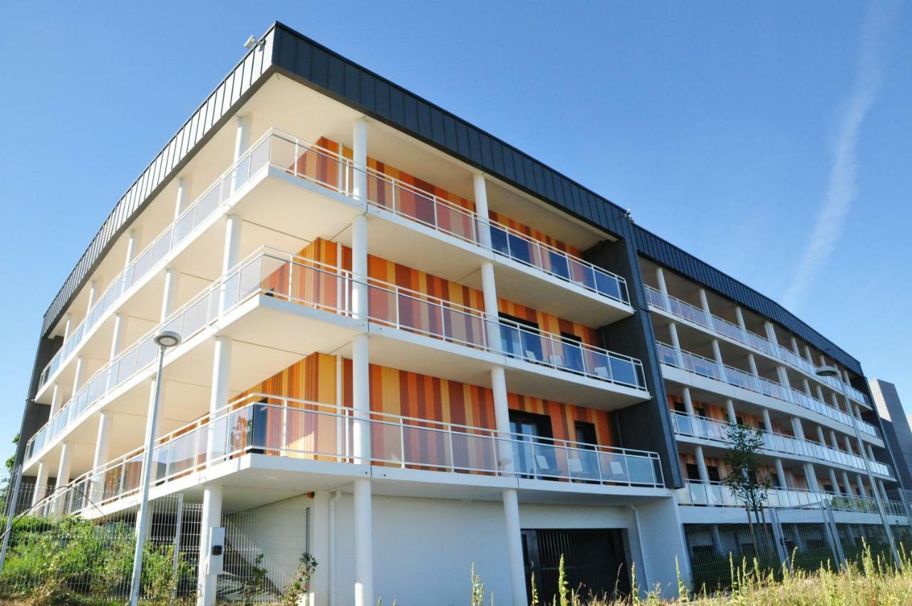 Golden Tulip Pornic Suites Buitenkant foto