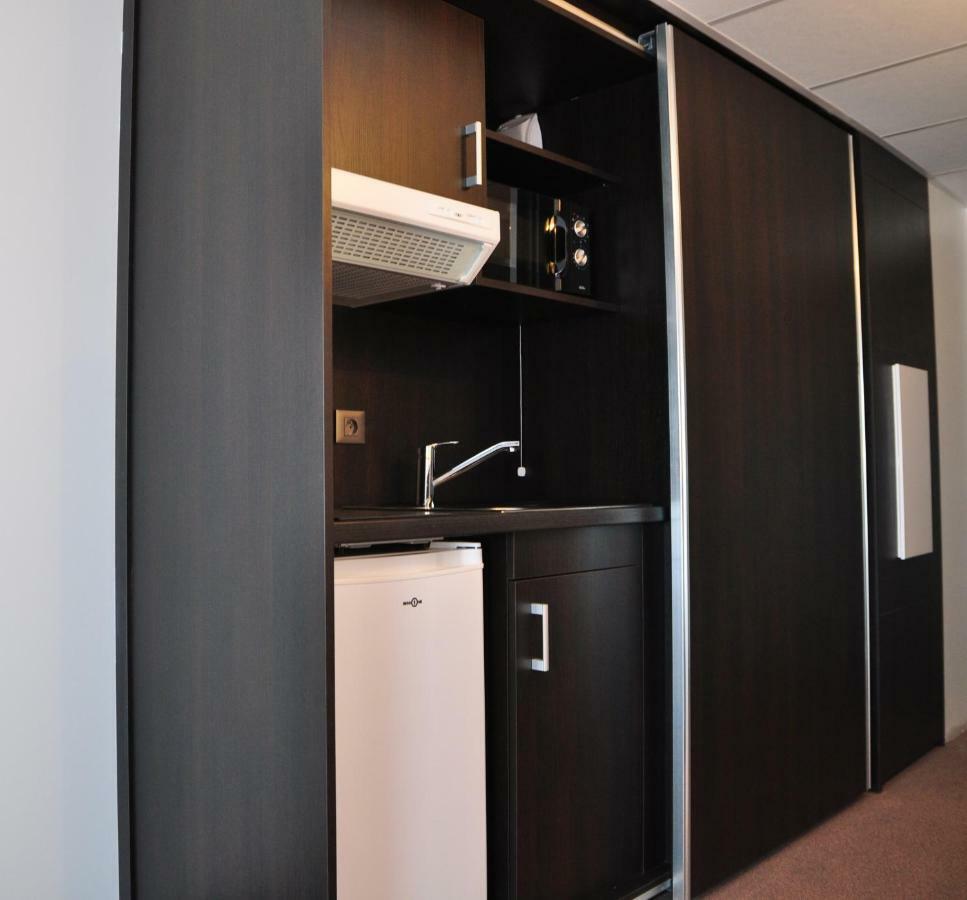 Golden Tulip Pornic Suites Buitenkant foto