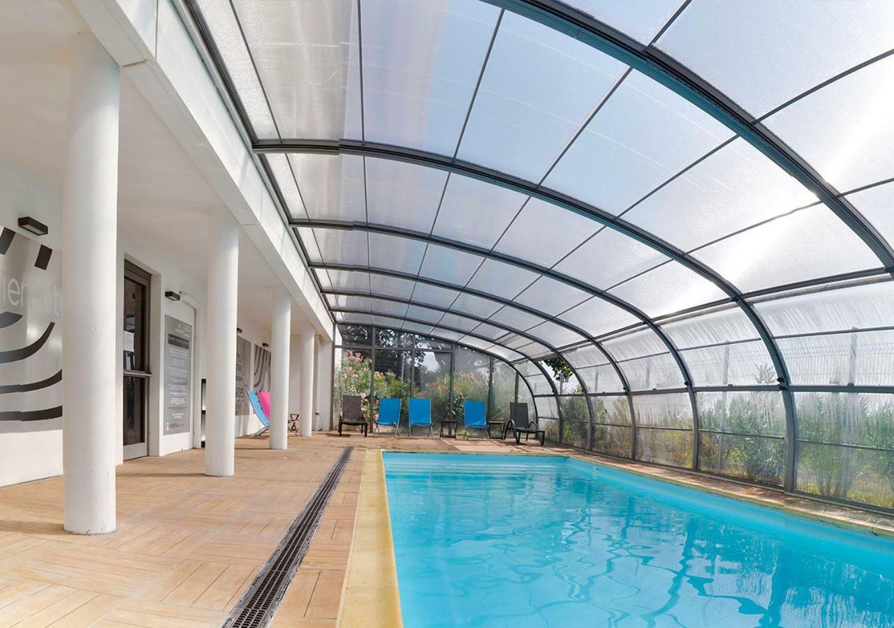 Golden Tulip Pornic Suites Buitenkant foto