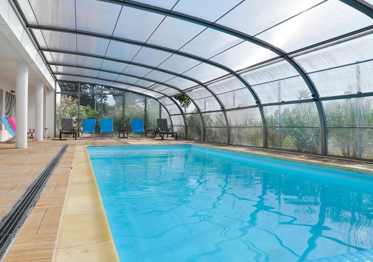 Golden Tulip Pornic Suites Buitenkant foto